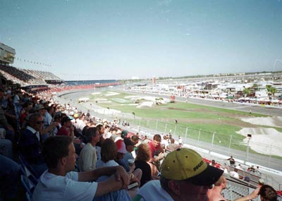 R16_F00_Lado_esquerdo _da_pista.jpg